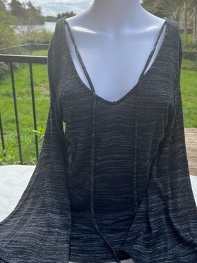 LOFT Black and Gray Striped V-Neck Lightweight Blouse. Size S.